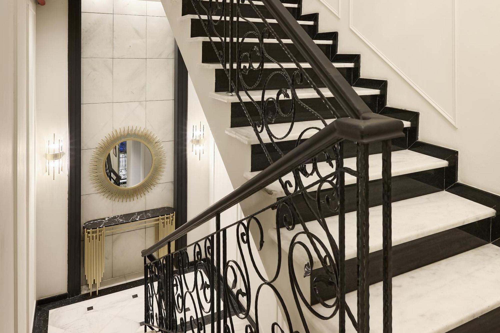 Maestro Address Hotel Баку Экстерьер фото