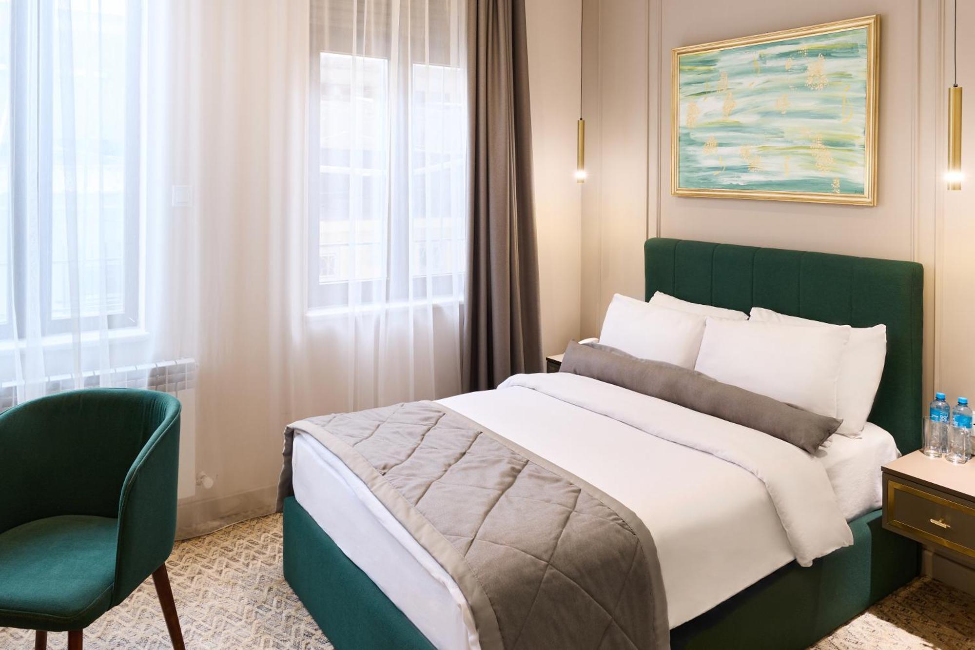 Maestro Address Hotel Баку Экстерьер фото
