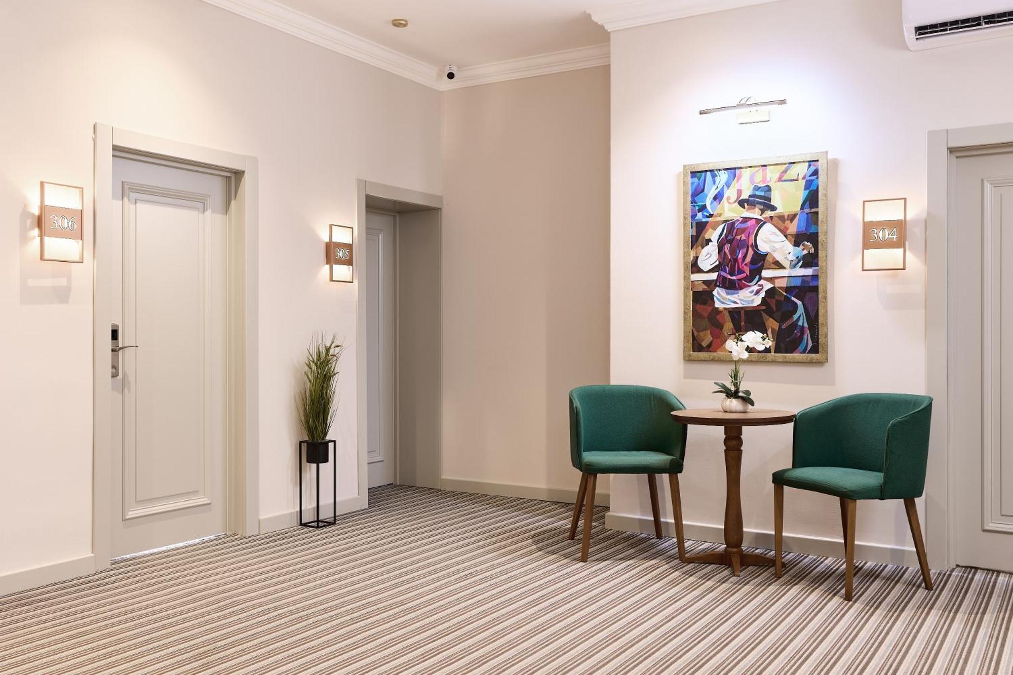Maestro Address Hotel Баку Экстерьер фото
