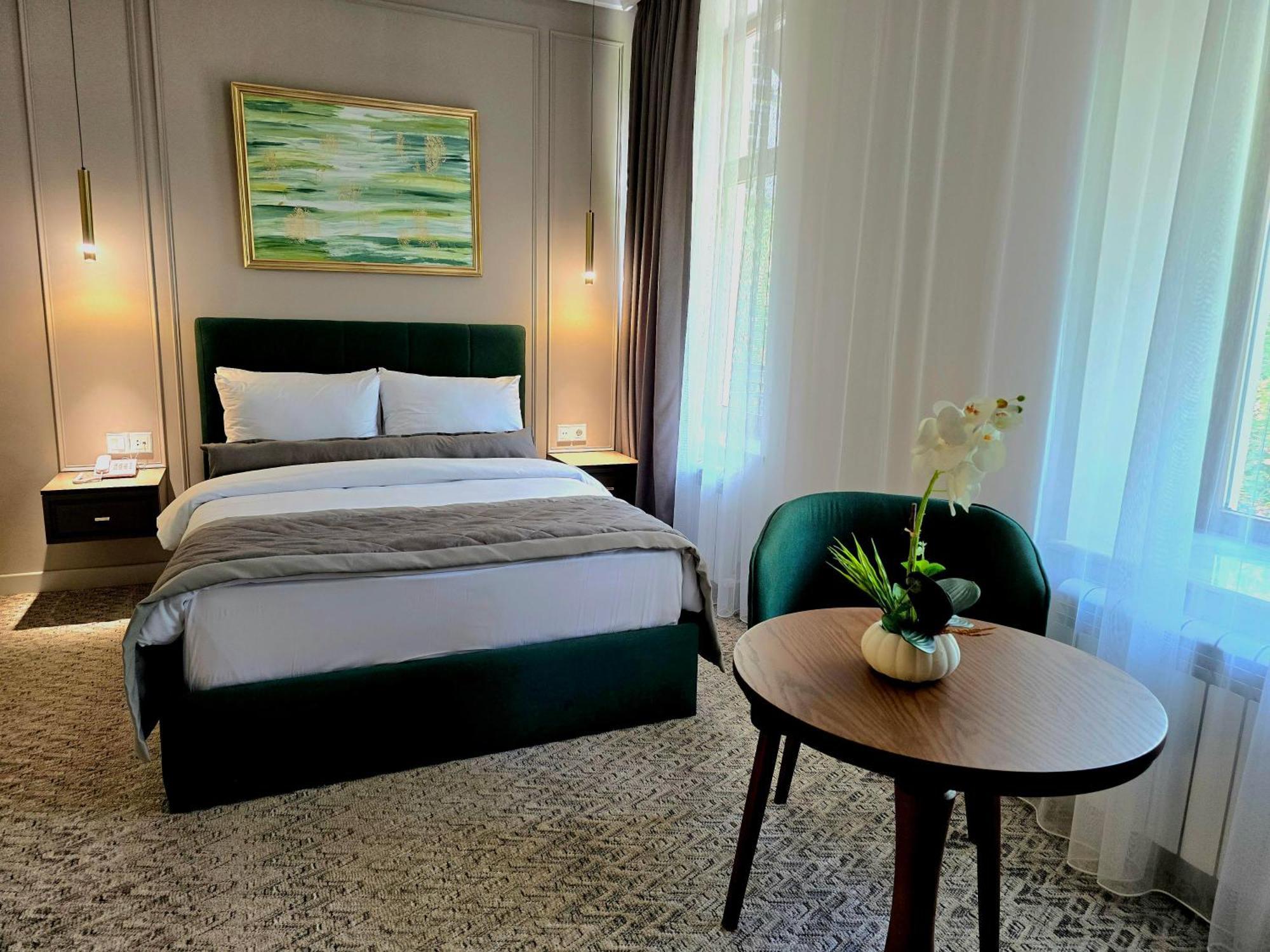 Maestro Address Hotel Баку Экстерьер фото